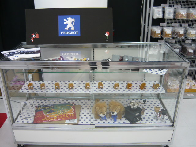プジョーグッズセール実施中！！