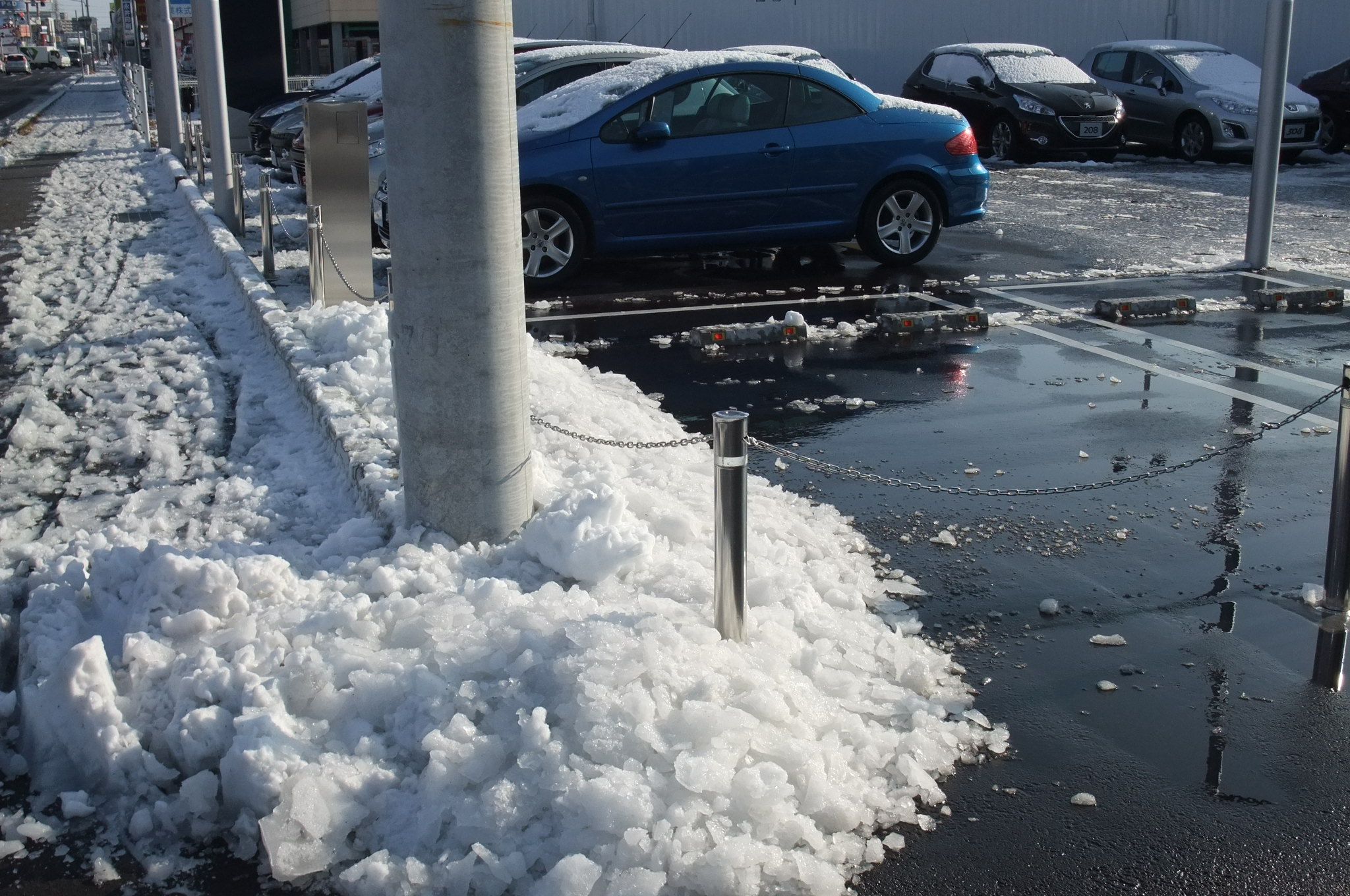 初雪の後始末