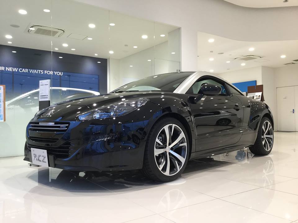 限定モデル RCZ GTLineを展示中