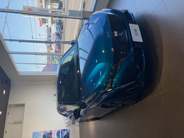 308HYBRID展示しました🚗