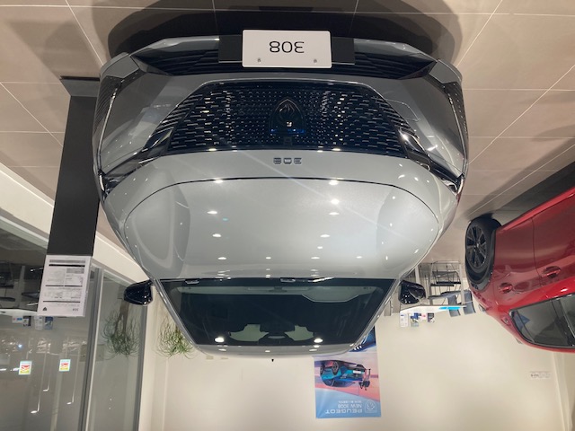 308GT　HYBRID　Selenium展示しています🚗