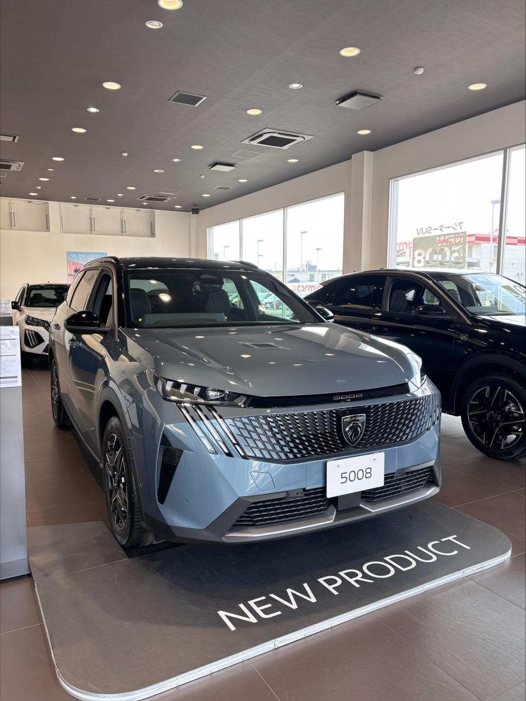 新しい車をご紹介します‼