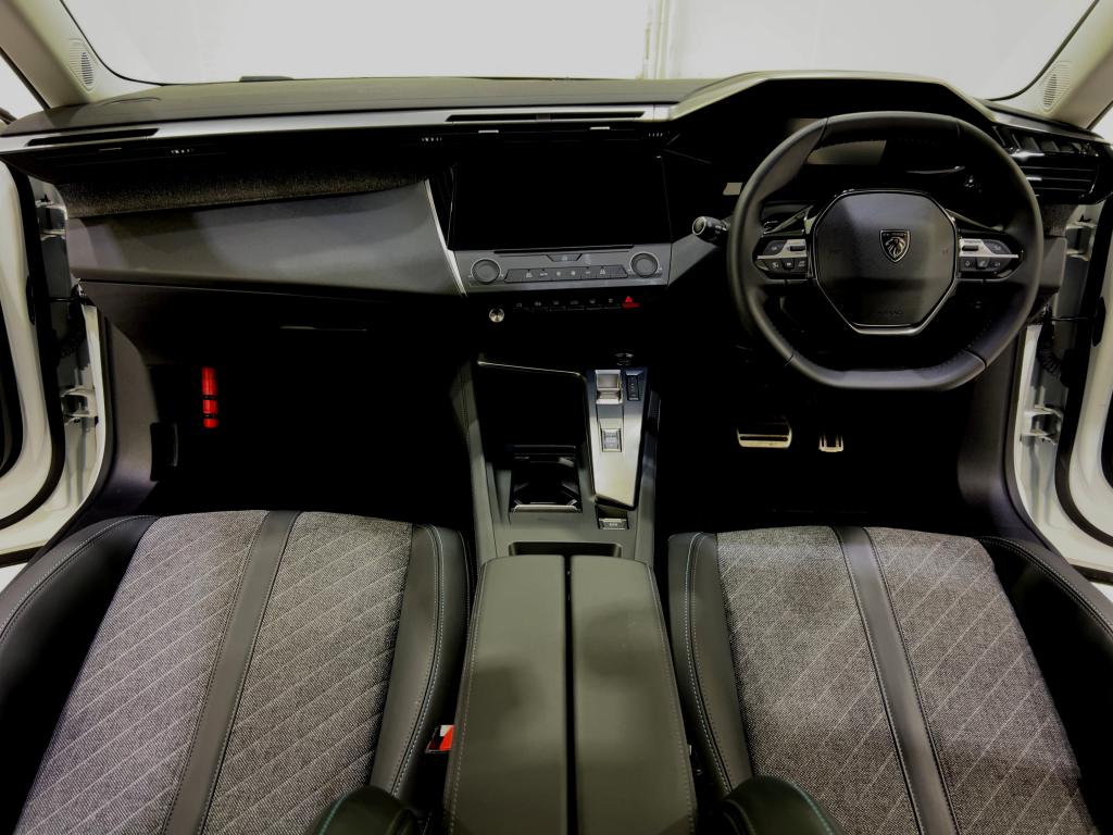 【認定中古車】プジョー４０８　アリュール