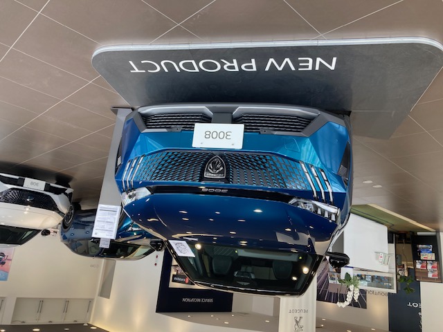 New3008展示を変更しました🚗